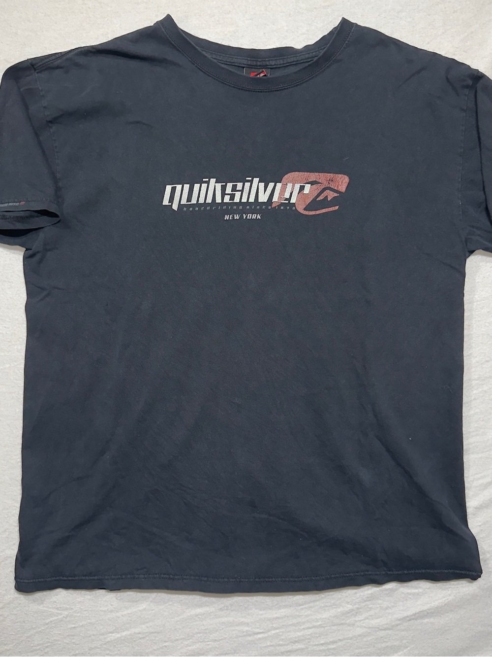 Quiksilver Black Short-Sleeve Logo Tee with Red Accent sun faded, y2k